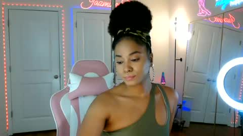 Snapshot of jazminefox chatting on June 2026 07:56:01 PM Jazmine Fox online show from June 2026 07:56:01 PM