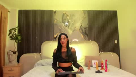 Snapshot of jazminrusso_ chatting on May 2026 06:18:01 AM Jazminrusso online show from May 2026 06:18:01 AM