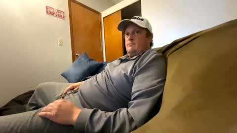 jbboy82 online show from November 2025 04:06:01 PM