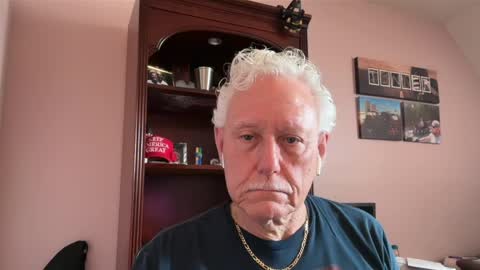 Snapshot of jcmoss88 chatting on April 2026 03:42:02 PM JM online show from April 2026 03:42:02 PM