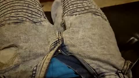 jdee1997 online show from April 2026 11:15:01 AM