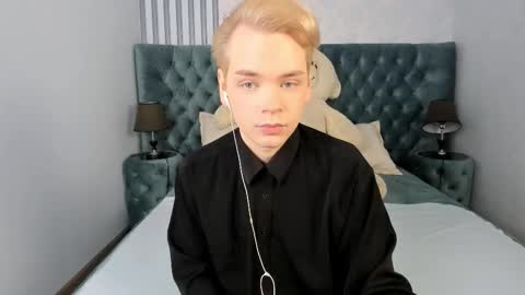 Snapshot of je_salvatore chatting on February 2026 07:36:01 AM je_salvatore online show from February 2026 07:36:01 AM