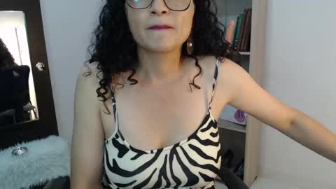 jeam_hot online show from January 2025 07:39:02 PM