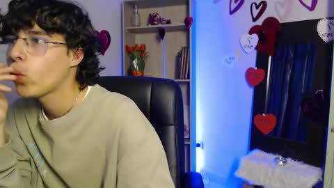 jeam_hot online show from February 2025 09:48:02 PM