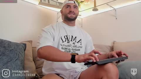 Snapshot of jean_coleman chatting on February 2025 05:51:02 AM Jean Coleman online show from February 2025 05:51:02 AM