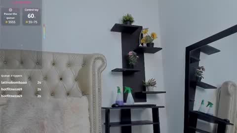 JEAN online show from January 2025 06:52:01 PM