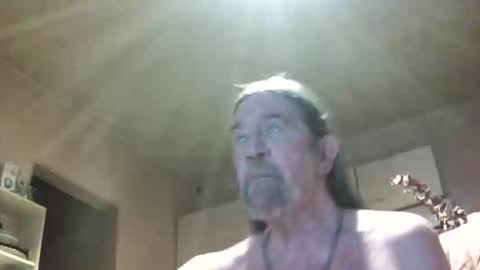 Snapshot of jeanclaude1959 chatting on May 2026 07:04:02 AM jeanclaude1959 online show from May 2026 07:04:02 AM