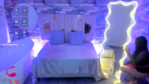 JEANNETTE online show from June 2026 03:22:01 AM