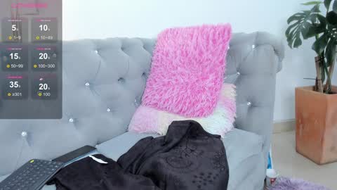 Jeen Taylor online show from February 2025 11:06:02 PM