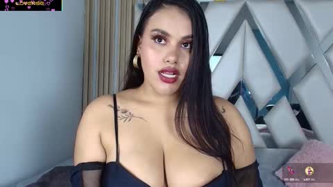 Jeen Taylor online show from October 2025 10:40:01 PM