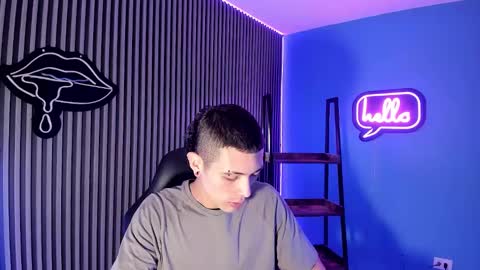 Jeff  online show from February 2025 03:33:01 AM