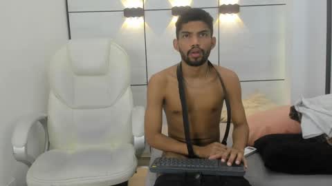 Snapshot of jeff_nick chatting on October 2025 11:51:02 AM Jeff Nick online show from October 2025 11:51:02 AM