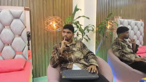 Snapshot of jeff_nick chatting on November 2025 12:09:02 PM Jeff Nick online show from November 2025 12:09:02 PM