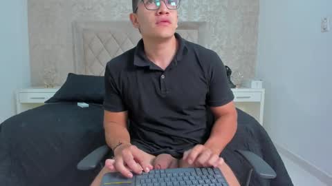 Snapshot of jeffdaltton chatting on February 2025 03:49:02 PM Jeff online show from February 2025 03:49:02 PM