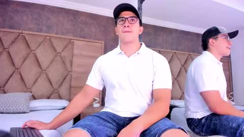 Snapshot of jeffdaltton chatting on September 2025 08:22:02 PM Jeff online show from September 2025 08:22:02 PM