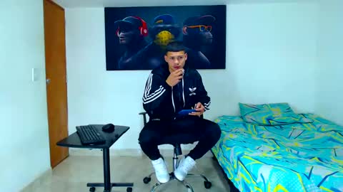 jeffer21_hot online show from January 2025 04:02:01 AM