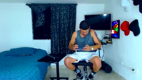 jeffer21_hot online show from February 2025 03:32:01 AM