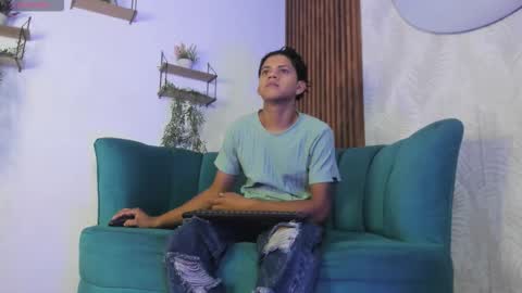 Snapshot of jeffry_wolvess chatting on February 2026 11:50:01 AM Jeffry online show from February 2026 11:50:01 AM