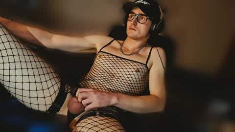 Snapshot of jeffstarckmann chatting on January 2025 03:32:01 PM jeffstarckmann online show from January 2025 03:32:01 PM