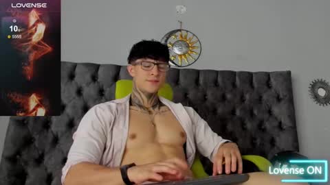 JC online show from January 2025 01:38:02 PM