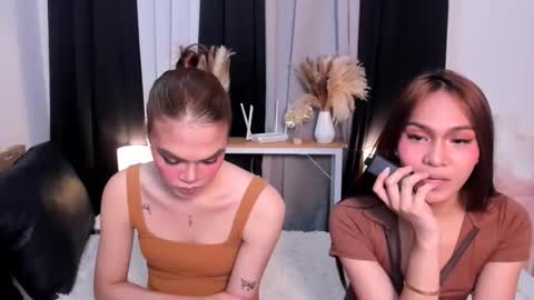 jelaimendoza13 online show from December 2025 07:53:02 PM