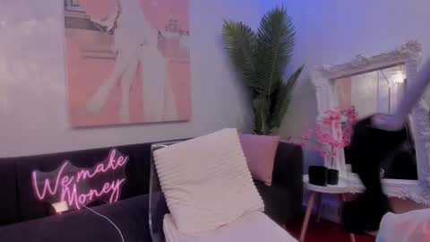 jelly__beanss online show from October 2025 07:22:02 PM