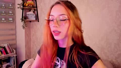 Snapshot of jelly_w5 chatting on November 2025 10:31:02 PM Jelly online show from November 2025 10:31:02 PM