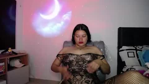 Snapshot of jem_sweet chatting on June 2026 08:01:02 PM Soy Jem online show from June 2026 08:01:02 PM