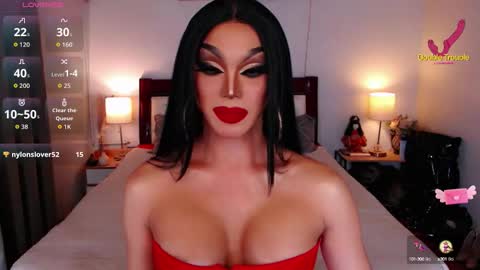 Queen Jenifer online show from September 2025 04:03:01 AM