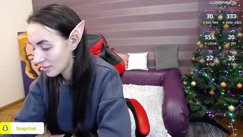 Snapshot of jeniferstone chatting on January 2025 06:52:01 AM Kira online show from January 2025 06:52:01 AM