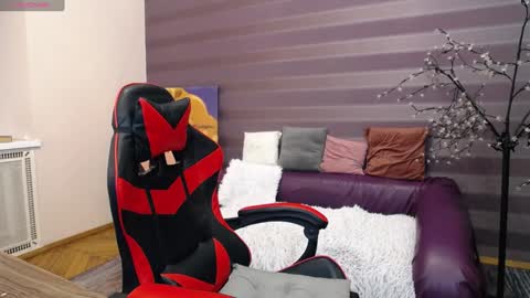 Snapshot of jeniferstone chatting on January 2025 06:49:01 AM Kira online show from January 2025 06:49:01 AM