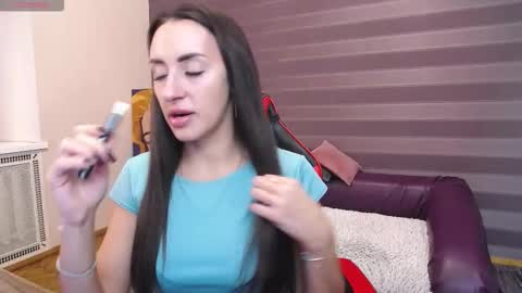 Snapshot of jeniferstone chatting on October 2025 07:56:01 AM Kira online show from October 2025 07:56:01 AM