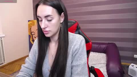 Snapshot of jeniferstone chatting on November 2025 09:08:02 AM Kira online show from November 2025 09:08:02 AM