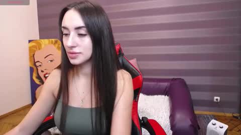 Snapshot of jeniferstone chatting on November 2025 08:03:01 AM Kira online show from November 2025 08:03:01 AM