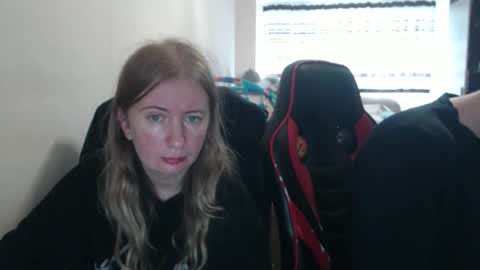 JenisAndPeter online show from October 2025 07:40:02 AM