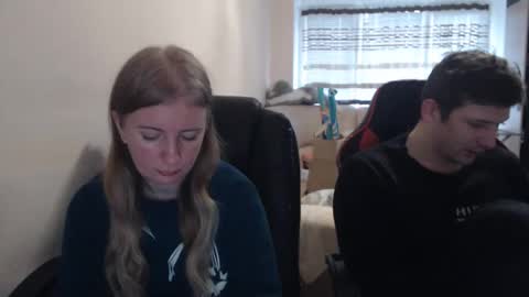 JenisAndPeter online show from December 2025 07:16:02 AM