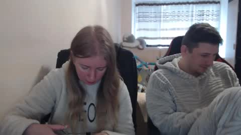 JenisAndPeter online show from December 2025 08:09:02 AM