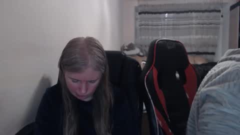 JenisAndPeter online show from March 2026 07:42:02 PM