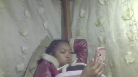 Snapshot of jenisca123 chatting on October 2025 06:18:01 PM jenisca123 online show from October 2025 06:18:01 PM