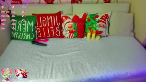 Snapshot of jennalison chatting on January 2025 03:45:01 PM Jenn online show from January 2025 03:45:01 PM