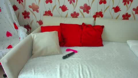 Snapshot of jennalison chatting on February 2025 09:30:01 AM Jenn online show from February 2025 09:30:01 AM