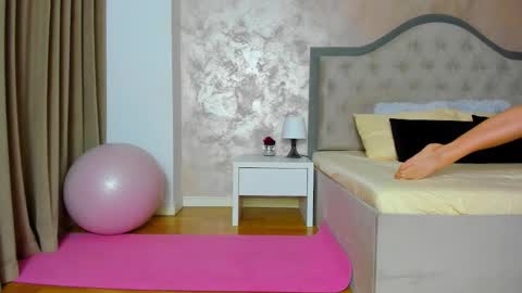 JennaMyers online show from September 2025 07:25:01 PM