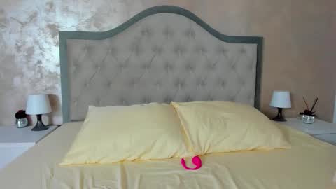 JennaMyers online show from September 2025 07:19:02 PM