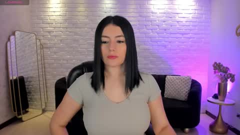 Jenna Olson  online show from February 2025 12:31:01 PM