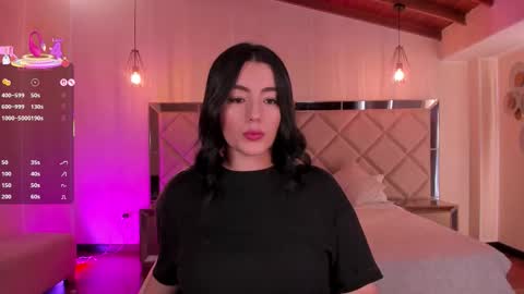 Jenna Olson  online show from September 2025 06:35:01 PM