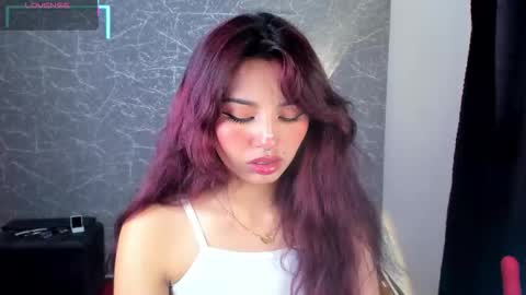 Jenner online show from October 2025 09:47:02 PM