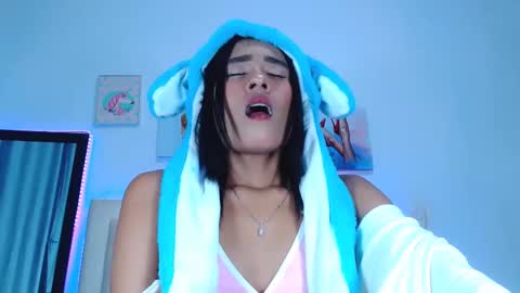 Snapshot of jenng18 chatting on February 2025 10:07:02 AM jenn online show from February 2025 10:07:02 AM