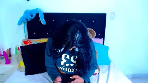 Snapshot of jenng18 chatting on December 2025 03:23:01 AM jenn online show from December 2025 03:23:01 AM