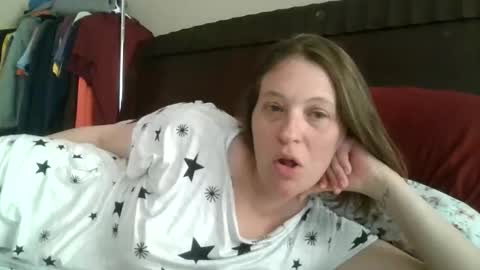 Jennibean6996 online show from April 2026 01:15:01 PM