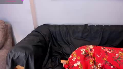 Jennie online show from October 2025 01:00:01 PM